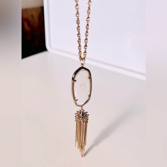 KENDRA SCOTT Rayne Gold Iridescent Dichroic Glass Tassel Pendant Necklace - Picture 3 of 9